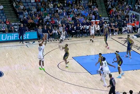 科沃德第三節6中5轟15分，灰熊單節43分領跑位步行者19分