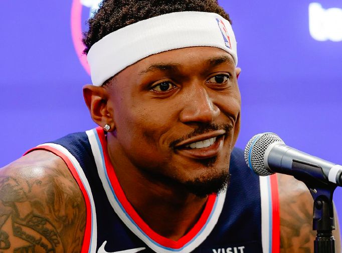 比爾：擊敗前東家感覺很棒，快艇主隊場氣氛令人難以置信