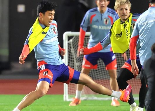 遠藤航：年少一代表現越來越出色，但我仍會為世盃賽全力以赴