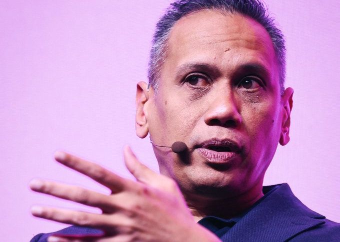 科莫主席：法布雷加斯從未想過要離開，期望他指明未來教練人選